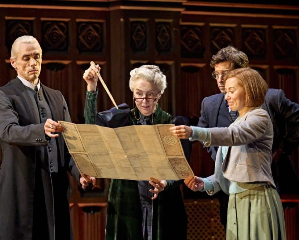 Harry Potter & Cursed Child