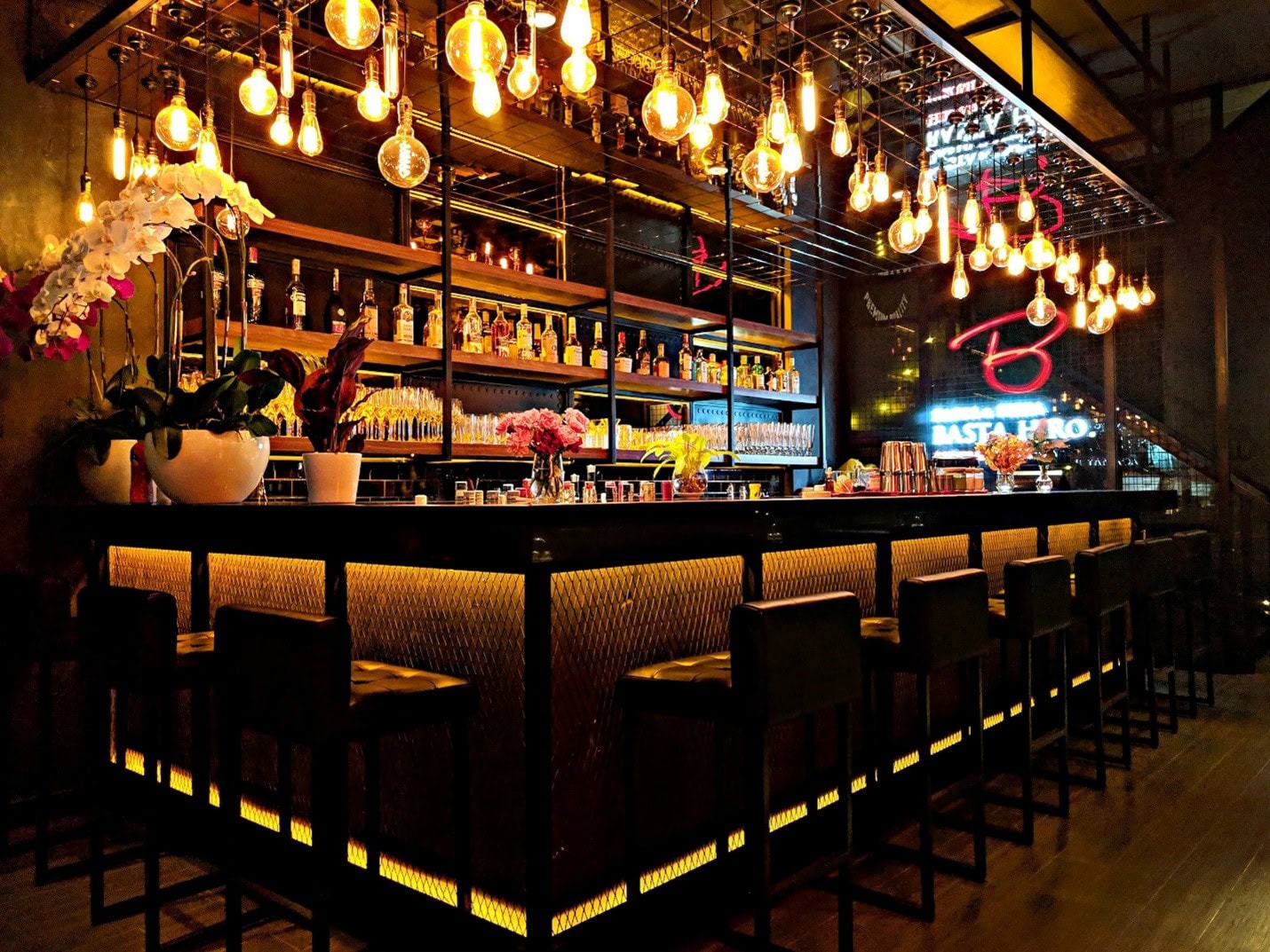 Best Bars In Piccadilly Circus | Zedwell Hotel | London