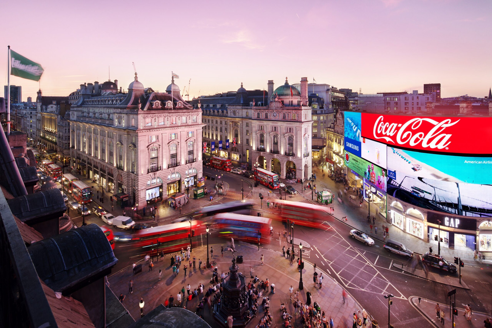 Zedwell Piccadilly Circus | 1 Calm & Affordable London Hotel